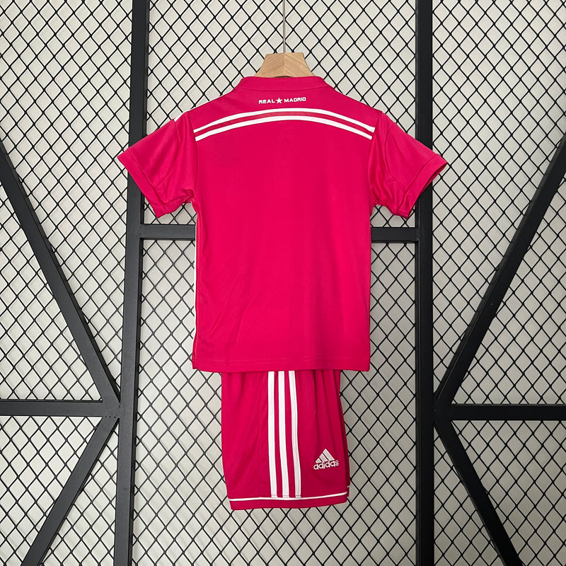 KIT Infantil Retrô Real Madrid 2014/15 Fora