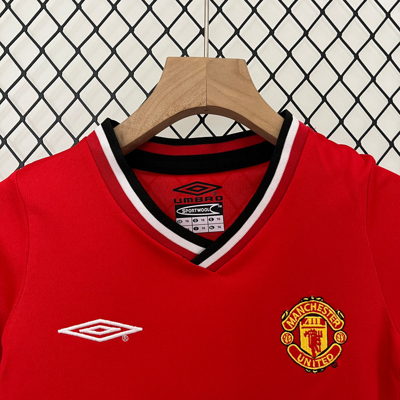KIT Infantil Retrô Manchester United 2000/01 Casa
