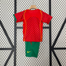 KIT Infantil Retrô da Seleção Portuguesa 2004 Casa