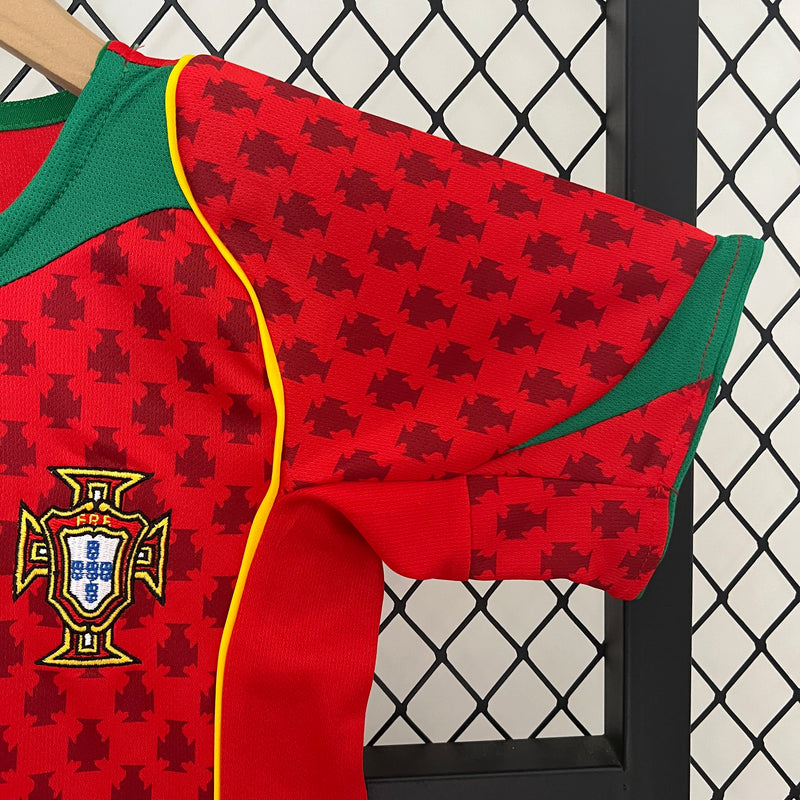 KIT Infantil Retrô da Seleção Portuguesa 2004 Casa